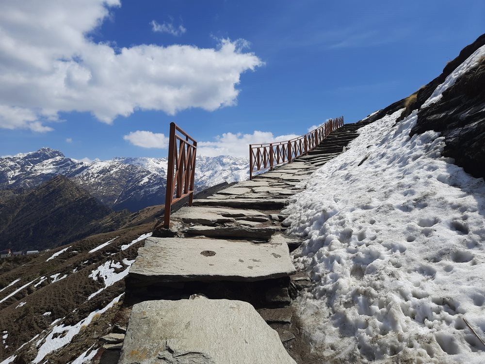 <span> Day 3 </span>Kedarnath – Guptkashi (19Kms Down Trek & 30kms/1hr by Road)